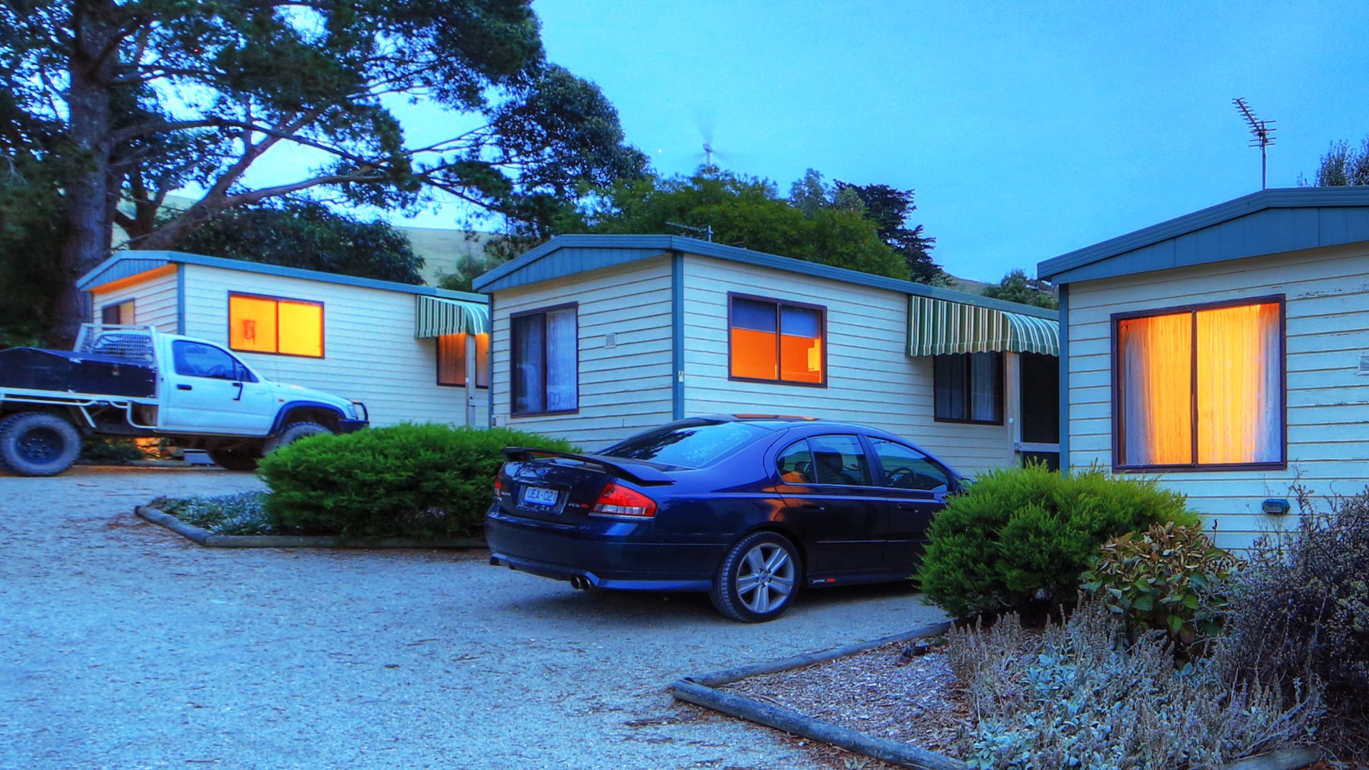 toora tourist park cabins